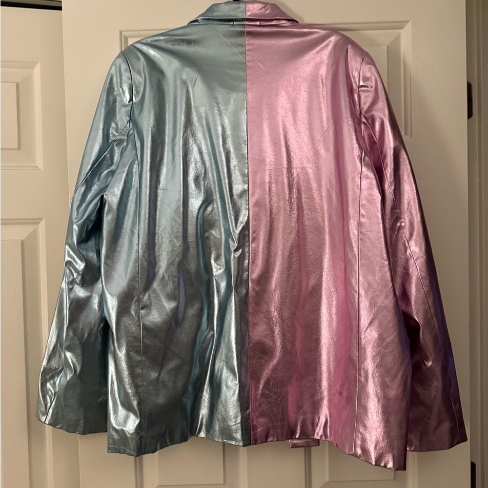 My Muse Is Me Metallic Blazer - Dressed in Lala - Picture 2 of 5